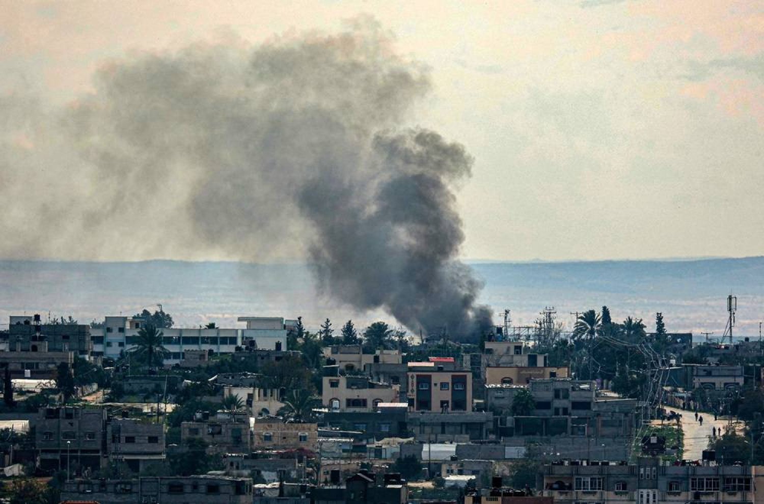 Truce Talks Open in Cairo as Gazans Brace for Israeli Assault on Rafah