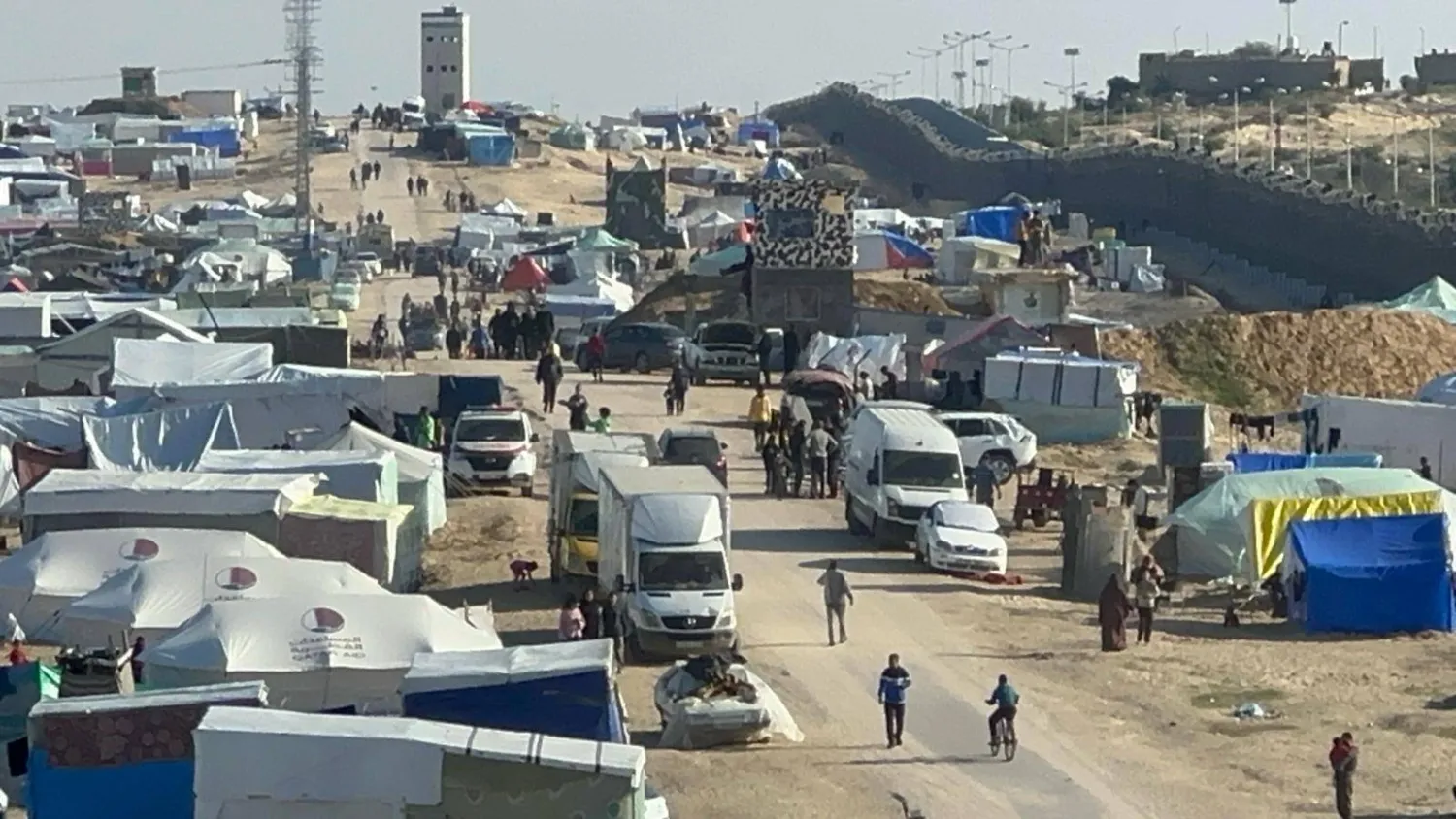 أسعار الوقود في القطاع قفزت ليتجاوز لتر البنزين الواحد 140 شيقلاً ولتر السولار 45 شيقلاً (وكالة أنباء العالم العربي)