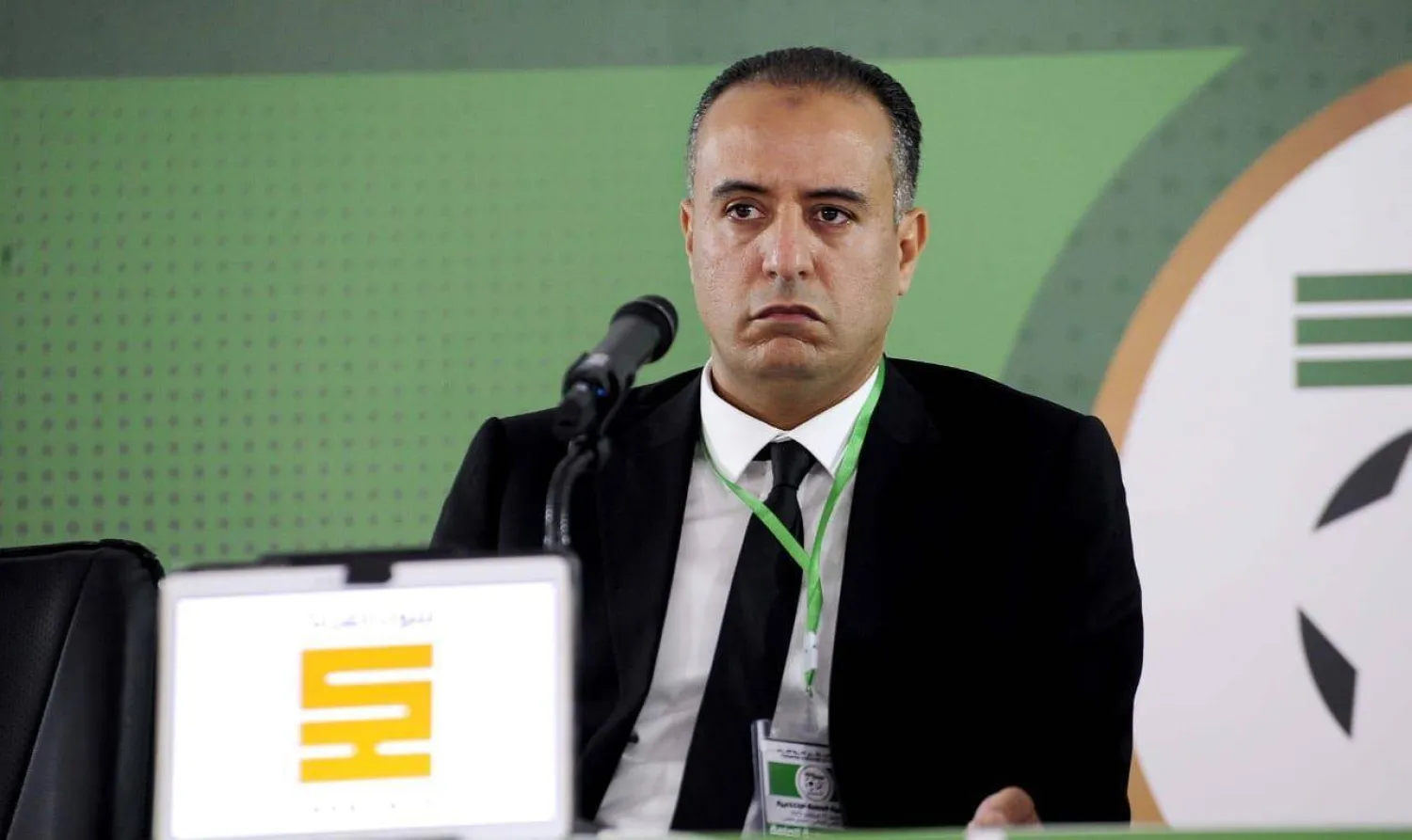 وليد صادي نفى وجود اتفاق مع أي مدرب لقيادة المنتخب الجزائري حتى الآن (الشرق الأوسط)