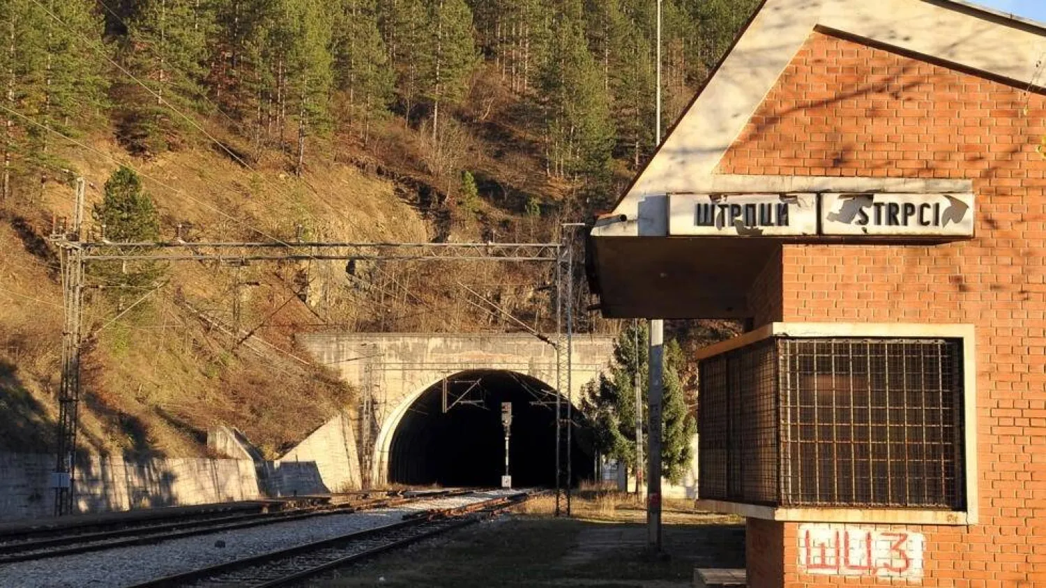 The murder of 20 civilians in the village of Strpci was one of an untold number of atrocities in the bloody wars that broke up Yugoslavia. ELVIS BARUKCIC / AFP/File
