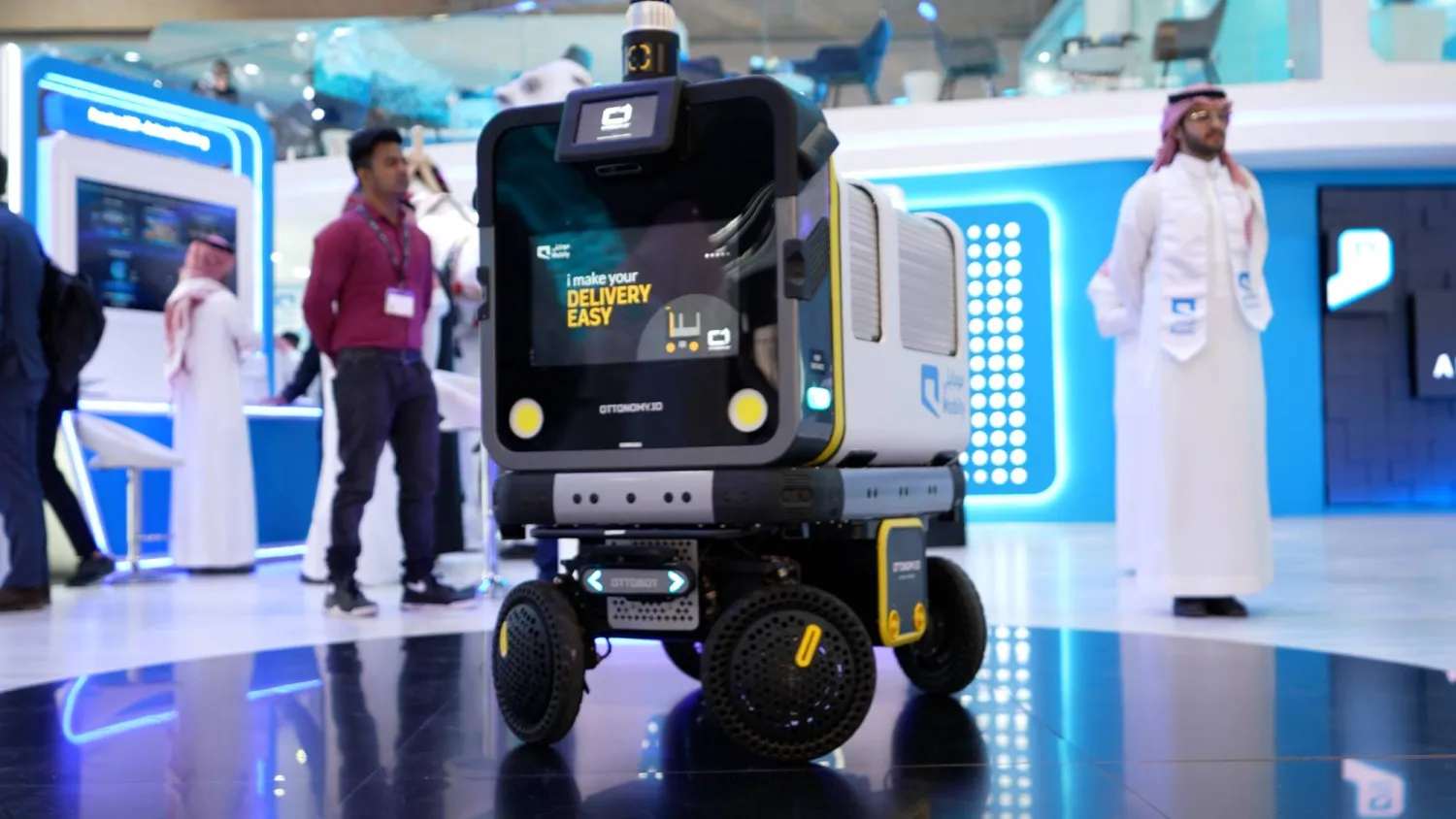 أعلن مؤتمر ليب 24 عن إطلاقات واستثمارات تقنية هي الأكبر من نوعها في المنطقة بـ 11.9 مليار دولار، لدعم قطاعات التقنيات الناشئة والعميقة والابتكار والحوسبة السحابية، وتنمية المهارات الرقمية، وتحفيز الاستثمار في الشركات التقنية الناشئة (تصوير: تركي العقيل)