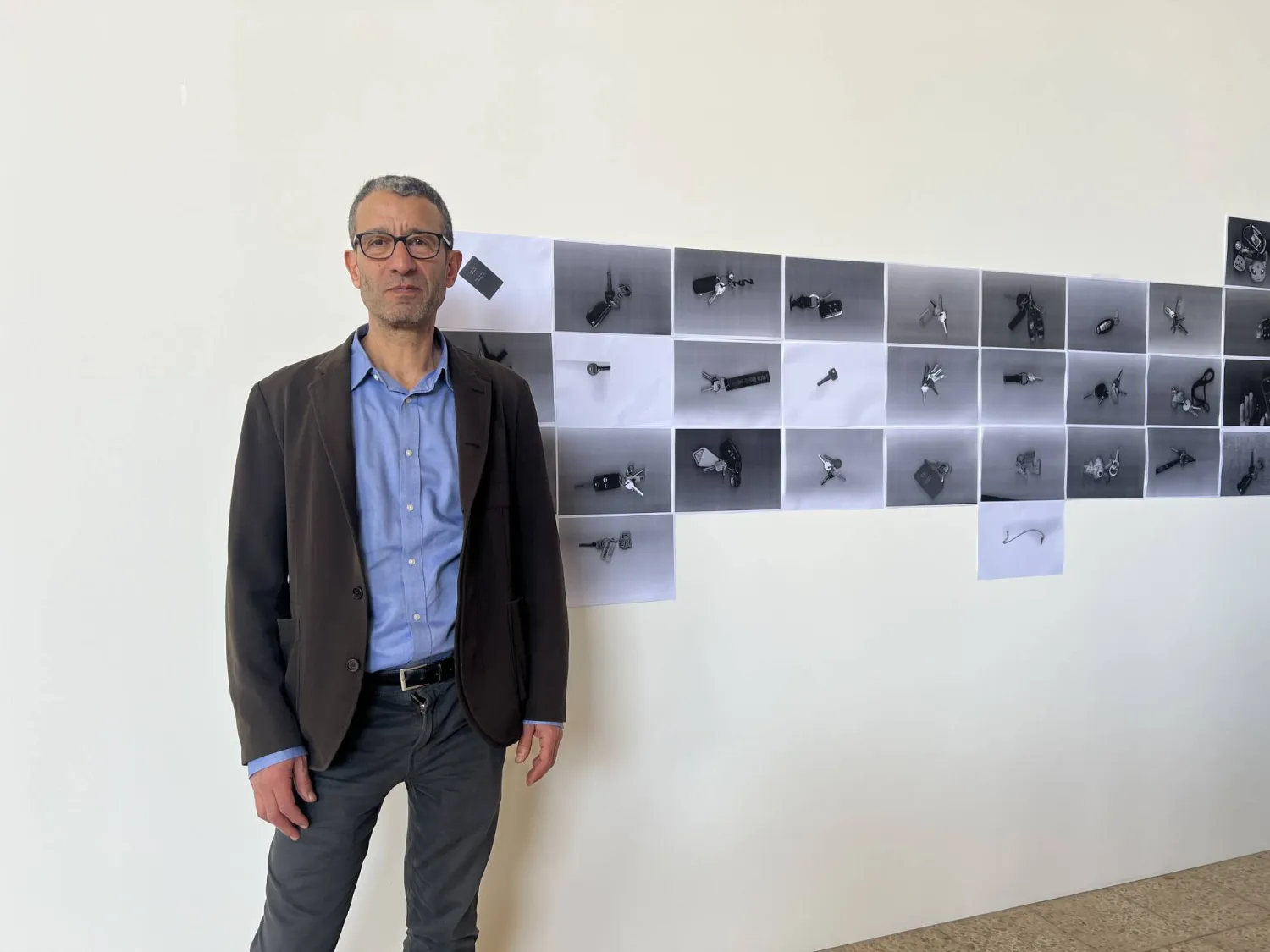 يأتي تيسير البطنيجي إلى الشارقة مُحمَّلاً بالفقد الشخصي (الشرق الأوسط)