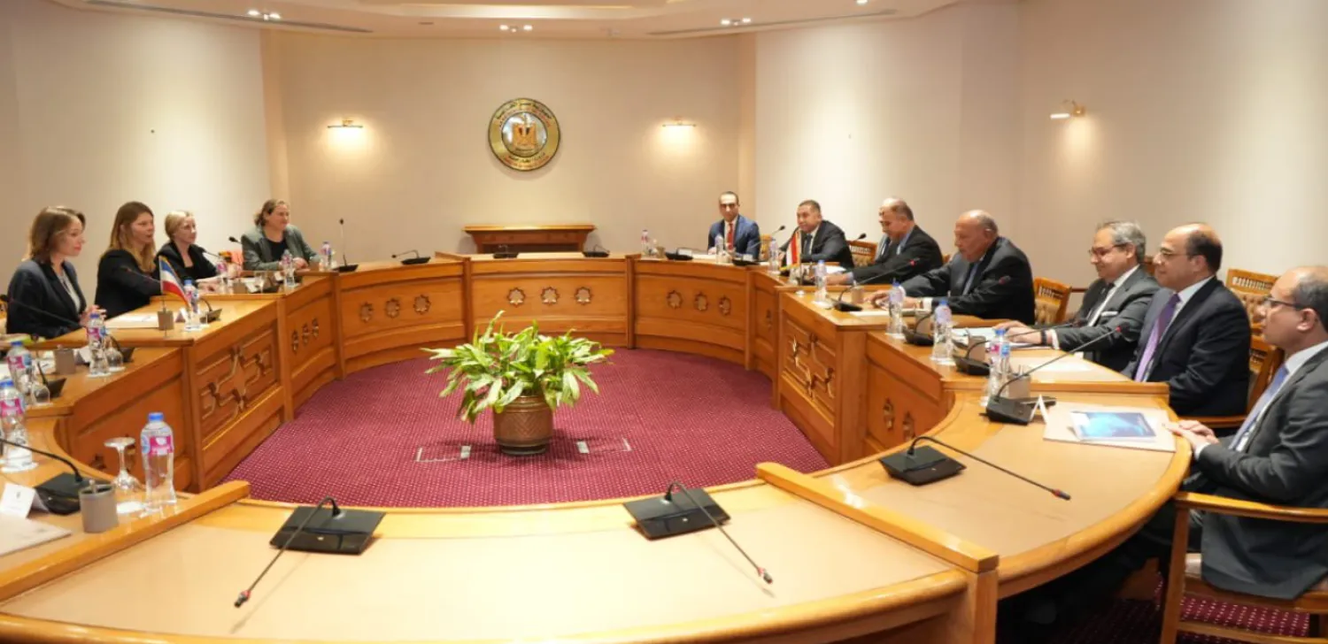 شكري يترأس مع نظيرته الهولندية جلسة مباحثات موسَّعة بين وفدَي البلدين في القاهرة (الخارجية المصرية)