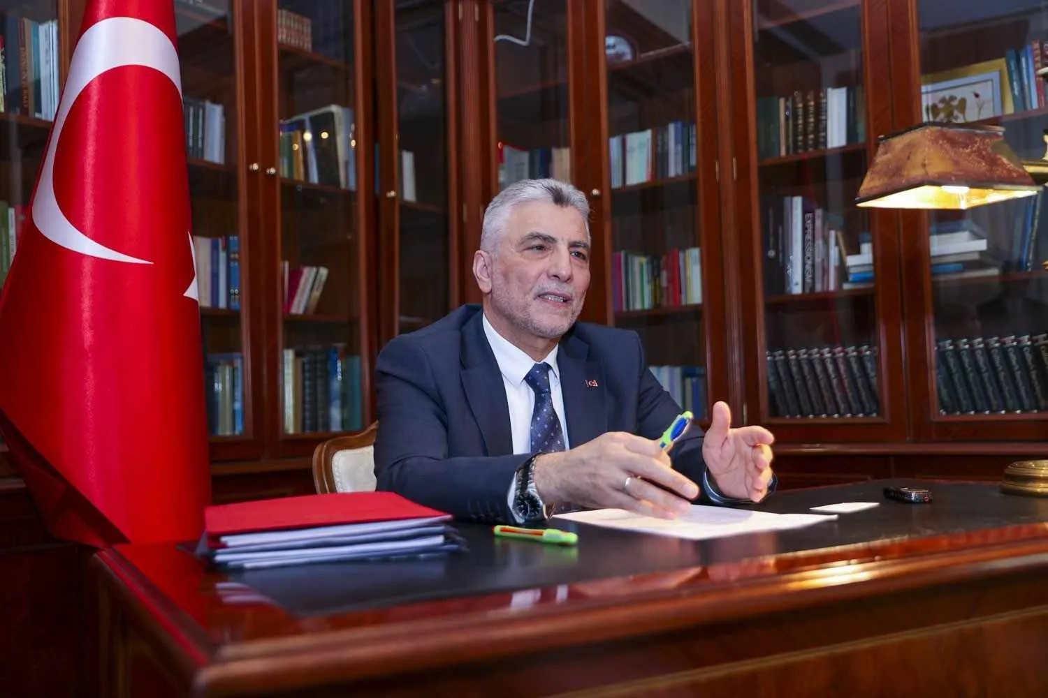 وزير التجارة التركية البروفسور عمر بولات (الشرق الأوسط)