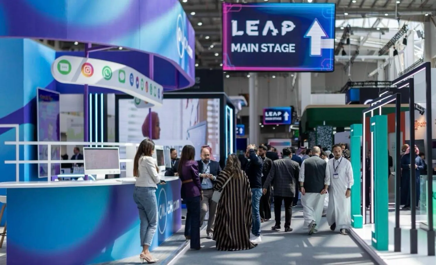 جانب من مؤتمر «ليب 24» المقام في الرياض (الشرق الأوسط)