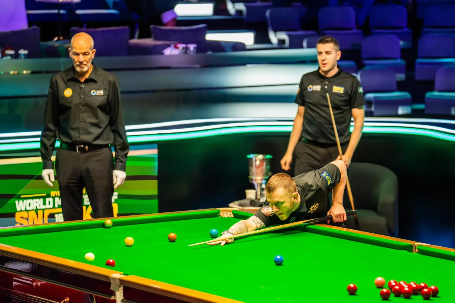 ثلاث جولات تُشعل ختام «ماستر العالم للسنوكر» (الشرق الأوسط)