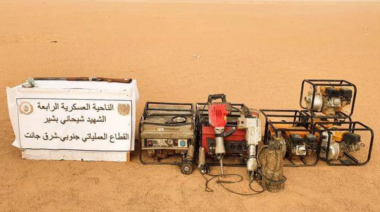 معدات ضبطها الجيش الجزائري في إطار محاربة التهريب (وزارة الدفاع)