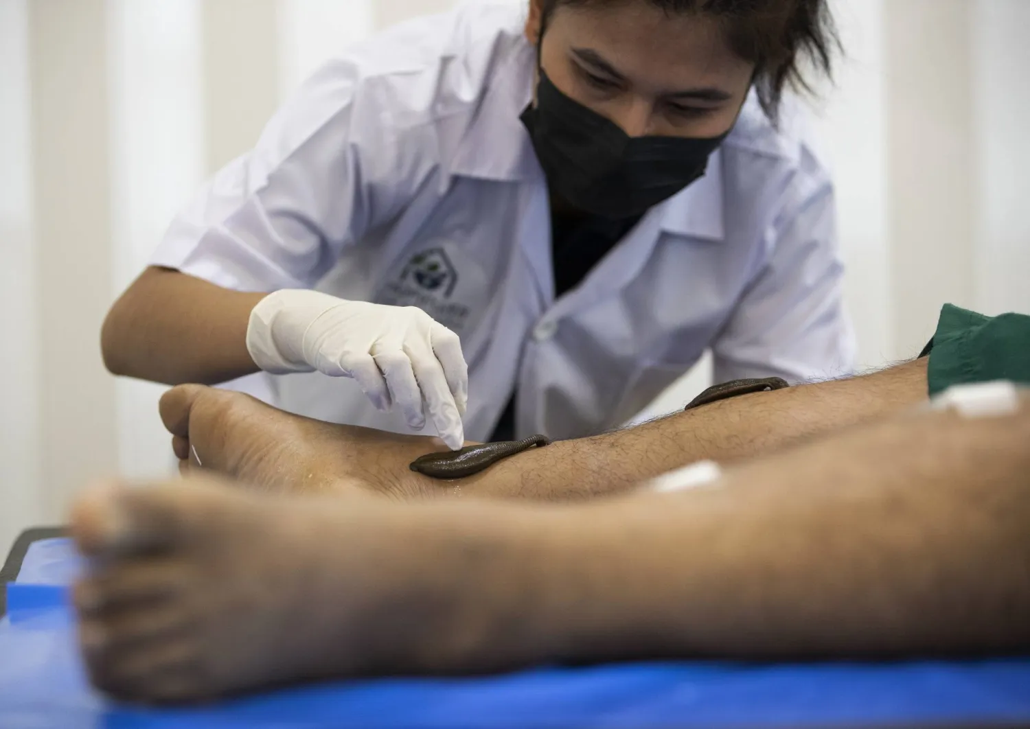 حتى لا يبقى المرضى حبيسي أجسادهم... تصاعد الدعوات للقتل الرحيم في فرنسا