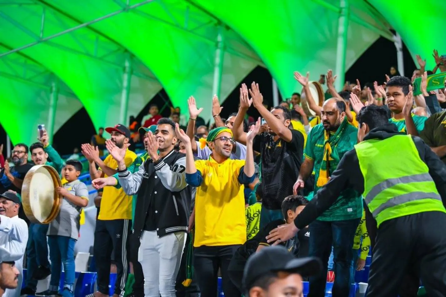نادي الخليج يعول على جماهيره للبقاء موسماً آخر في دوري الأضواء (نادي الخليج)