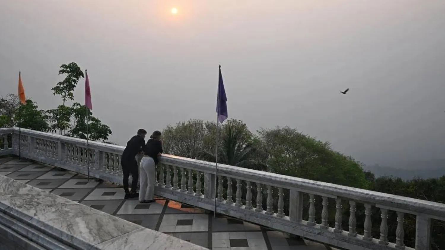 Thai tourist hotspot Chiang Mai was blanketed by hazy smog Friday, as residents and visitors to the usually picturesque northern city were left wheezing in the toxic air. Lillian SUWANRUMPHA / AFP