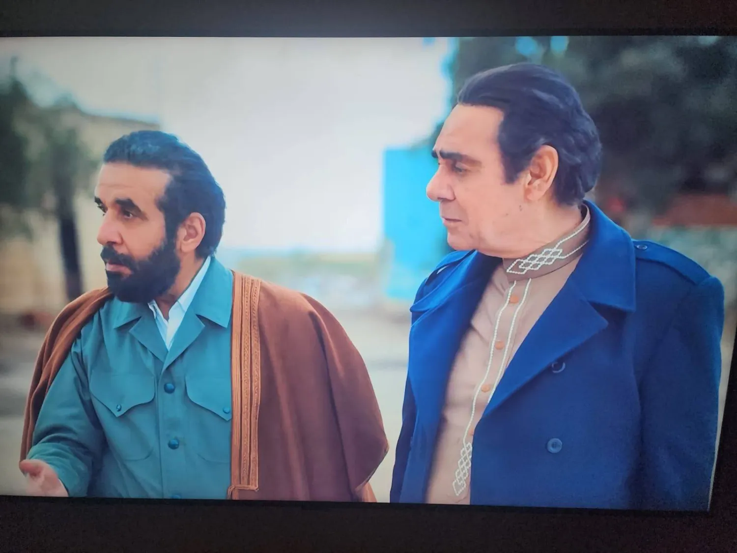 أحمد فؤاد سليم يبدو أصغر سنّاً في أحد مَشاهد «المعلم» (الشركة المنتجة)