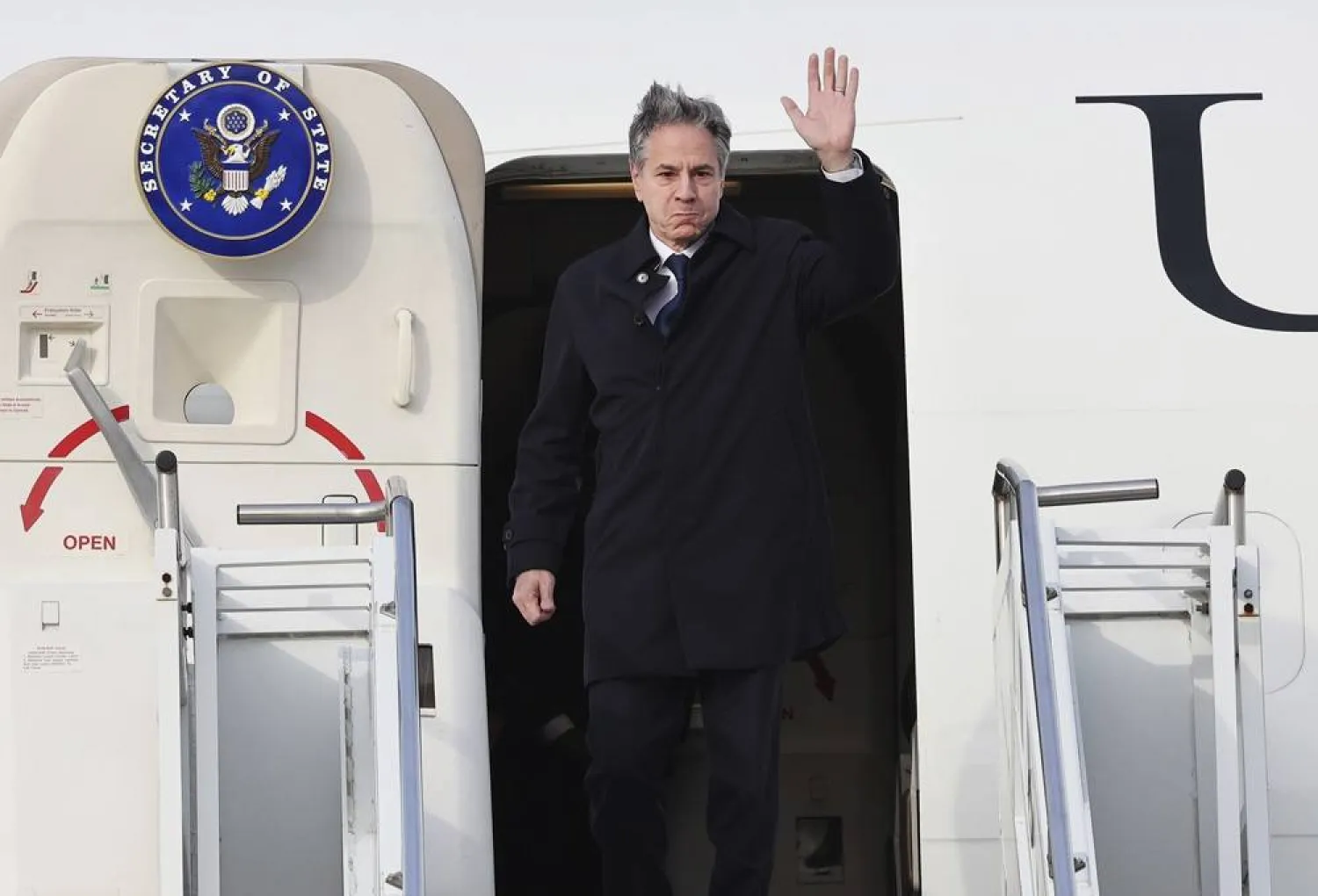 US Secretary of State Antony Blinken waves upon his arrival at the Osan Air Base in Pyeongtaek, South Korea, Sunday, March 17, 2024. (Yonhap via AP) 
