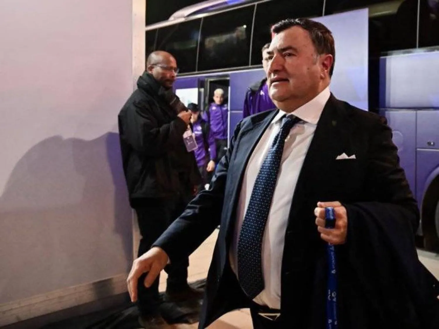 جو باروني المدير الإداري لفيورنتينا (إكس)