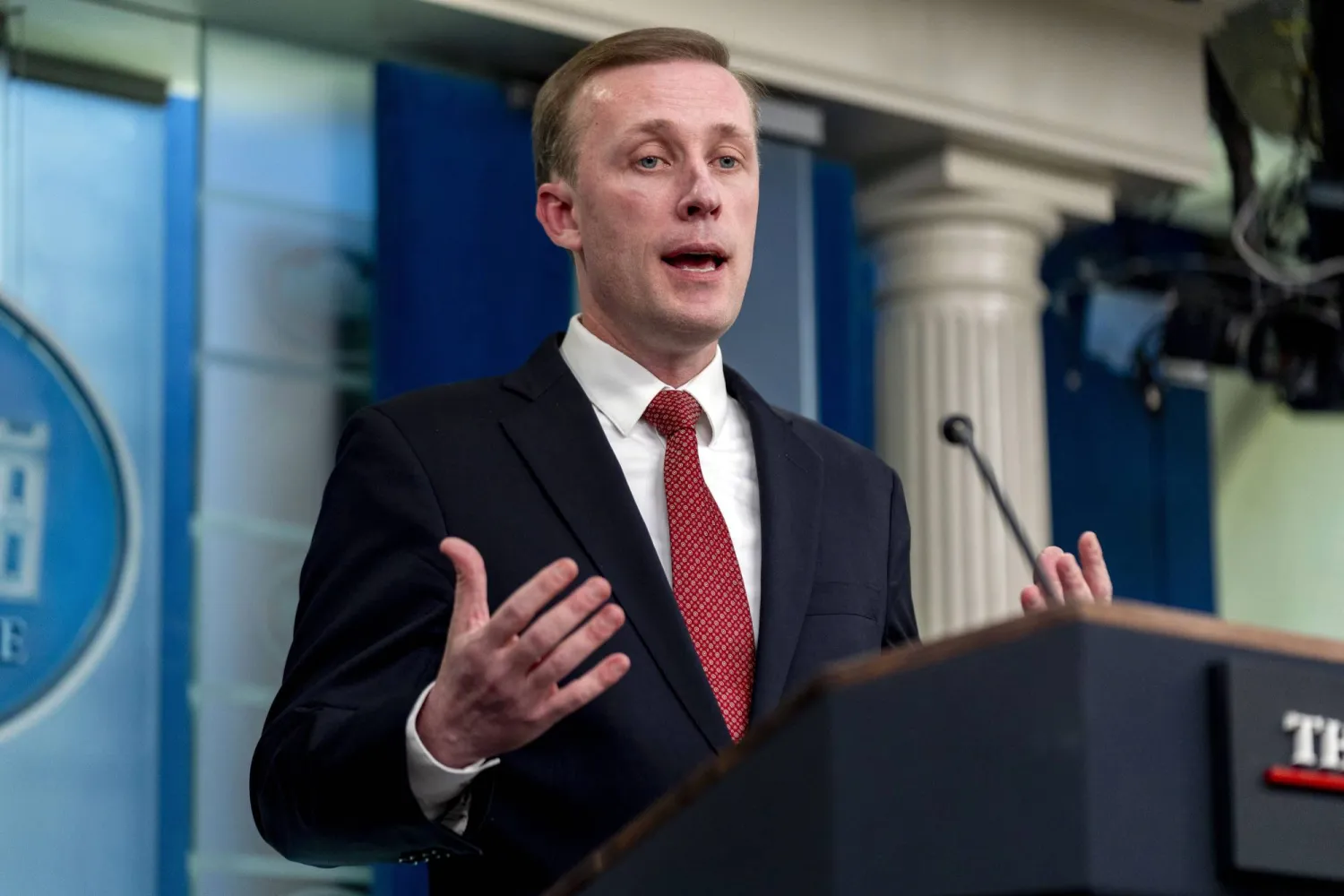 مستشار الأمن القومي بالبيت الأبيض جيك سوليفان يتحدث خلال مؤتمر صحافي في البيت الأبيض بواشنطن الاثنين 18 مارس 2024 (أ.ب)