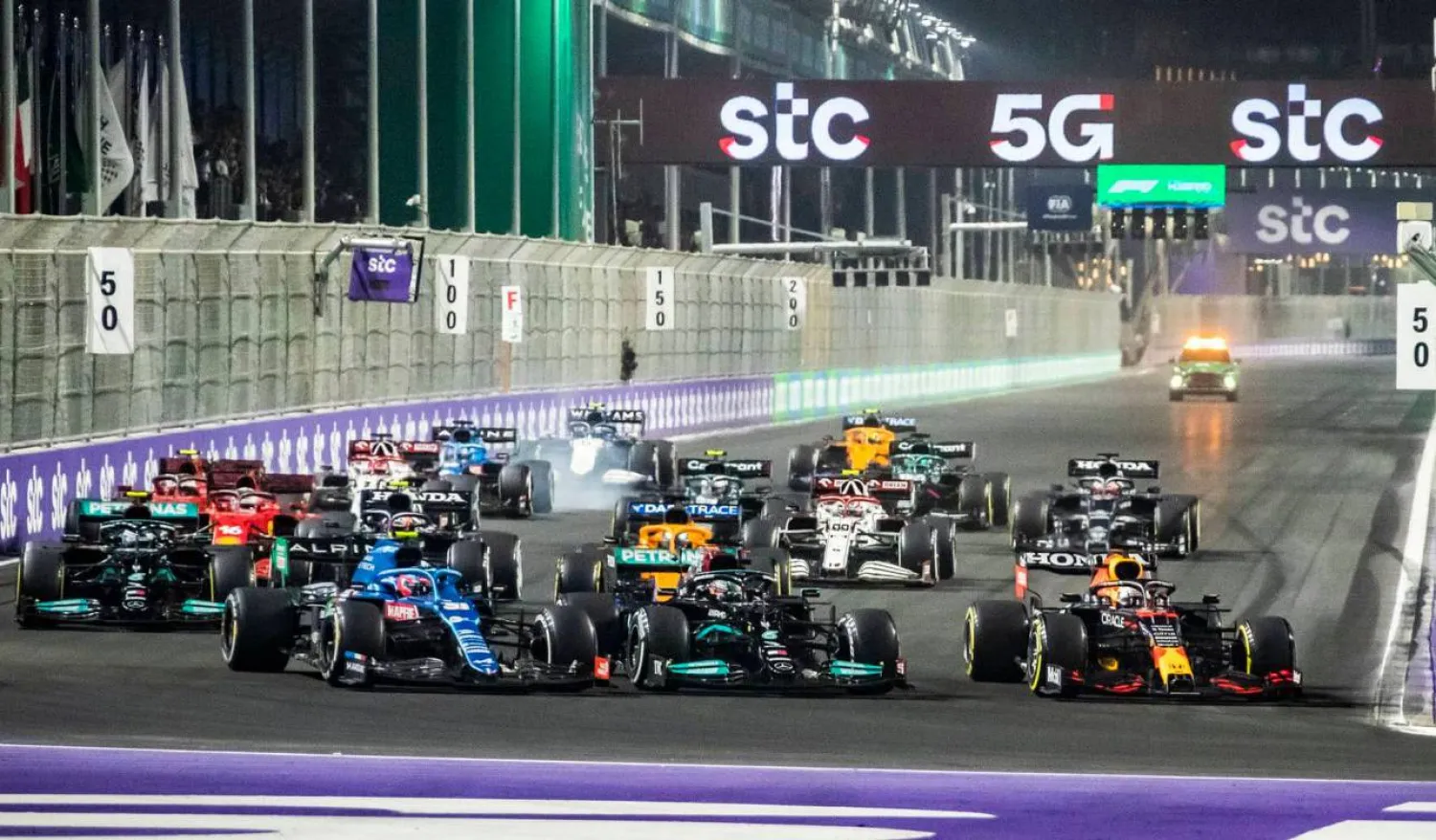 جانب من سباقات «فورمولا 1» في مدينة جدة (الشرق الأوسط)