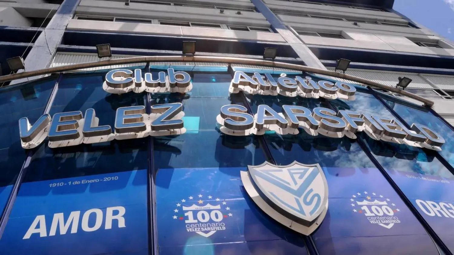 امرأة تبلغ 24 عاماً اتهمت 4 لاعبين من الفريق الأرجنتيني بالاعتداء (إكس)