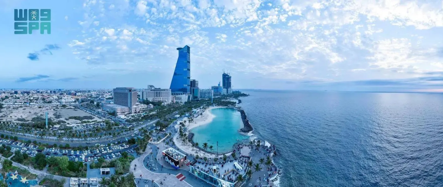 تعتزم السعودية إطلاق برنامج طموح للتنمية الصناعية والخدمات اللوجيستية ضمن «رؤية 2030» (واس)
