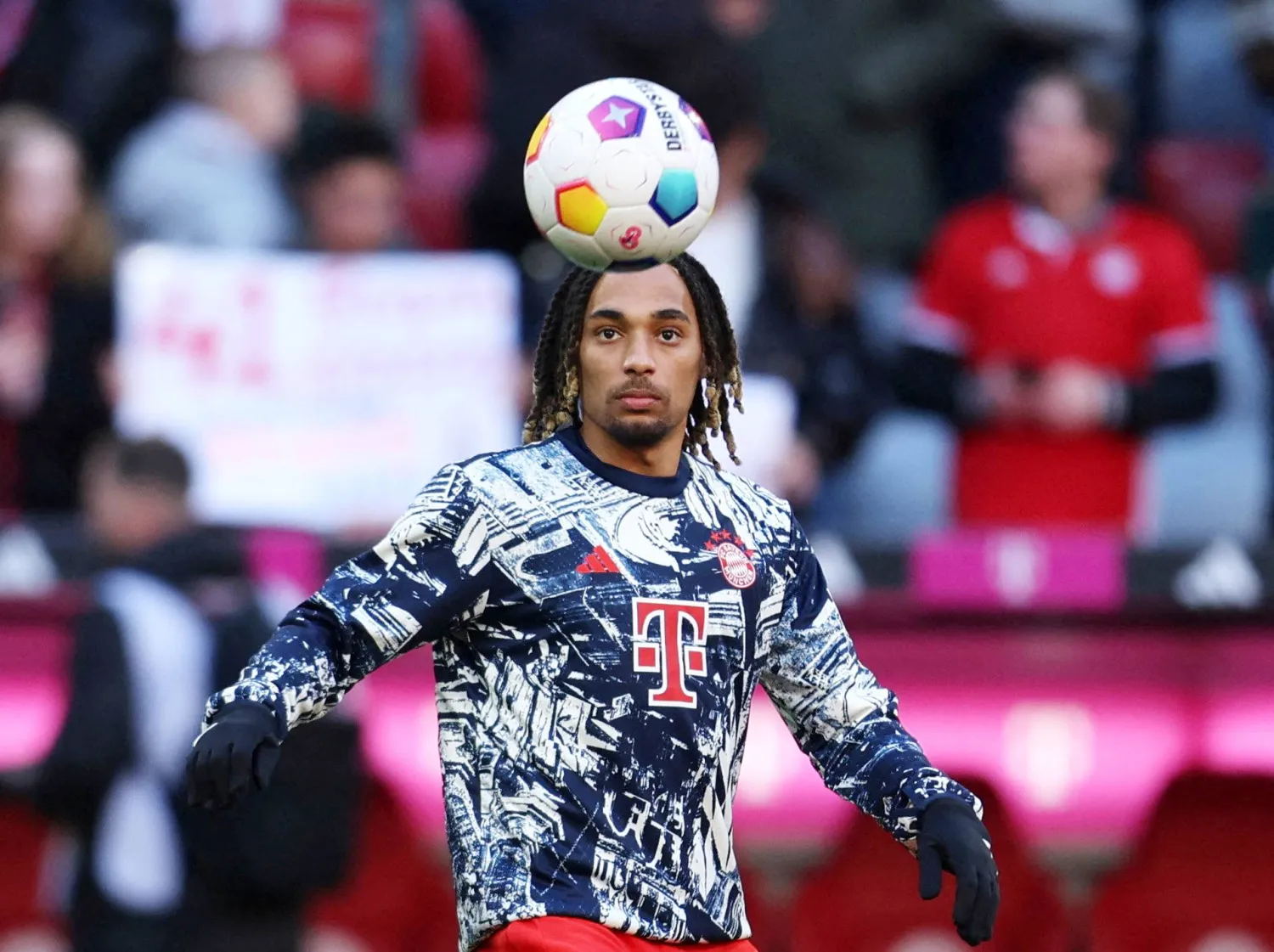 ساشا بوي لاعب بايرن ميونيخ الألماني (رويترز)