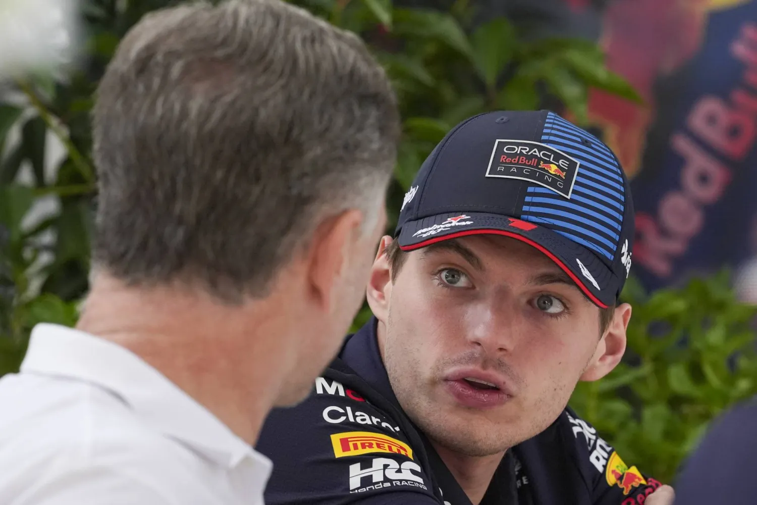 يمتد عقد فيرستابن مع «ريد بول» حتى 2028 (أ.ب)