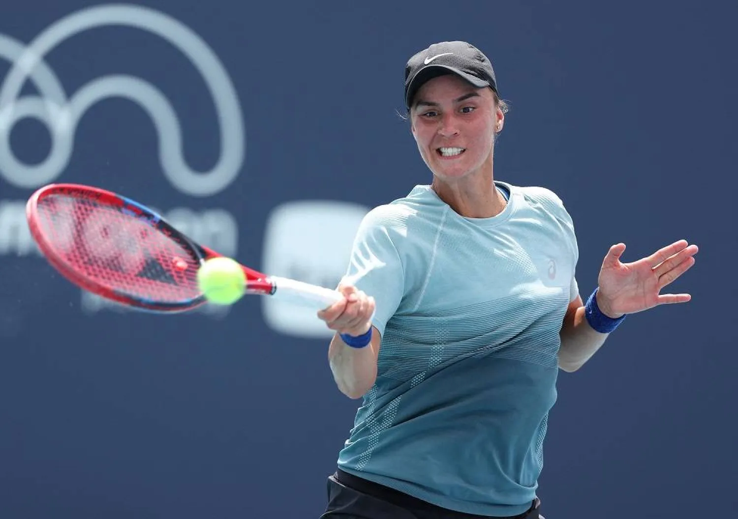 Anhelina Kalinina of the Ukraine returns a shot against Caroline Wozniacki of Denmark during their match on Day 6 of the Miami Open at Hard Rock Stadium on March 21, 2024 in Miami Gardens, Florida. (Getty Images/AFP) 