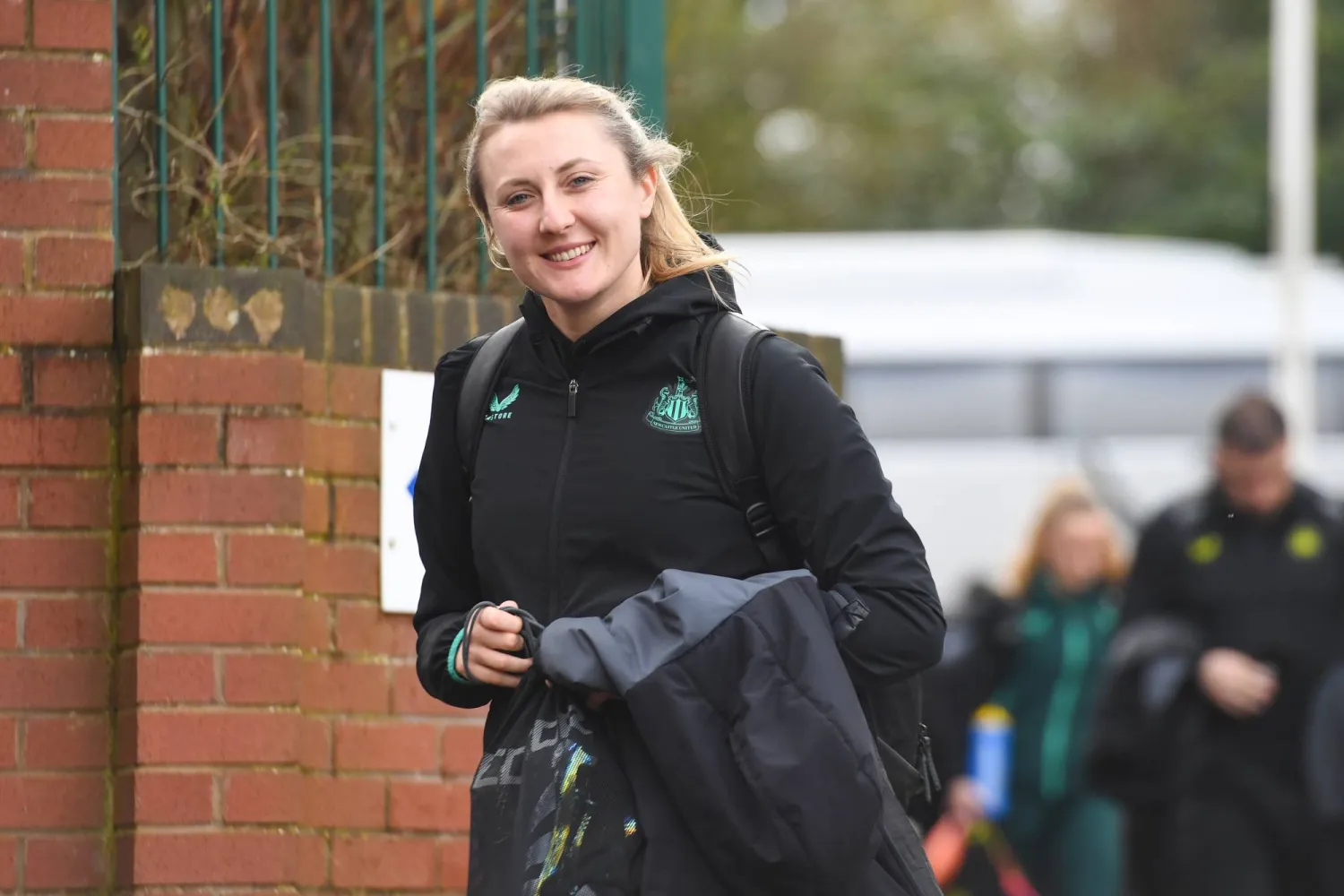 بيكي لانغلي مدربة فريق نيوكاسل للسيدات (غيتي)