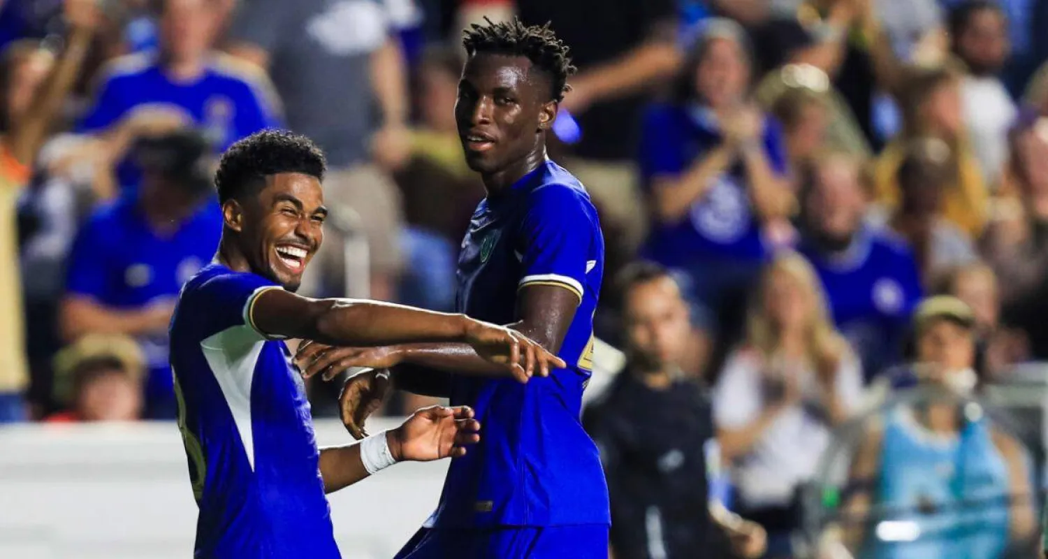 جاكسون (يمين) ينتظره مستقبل واعد للغاية (ب.أ)