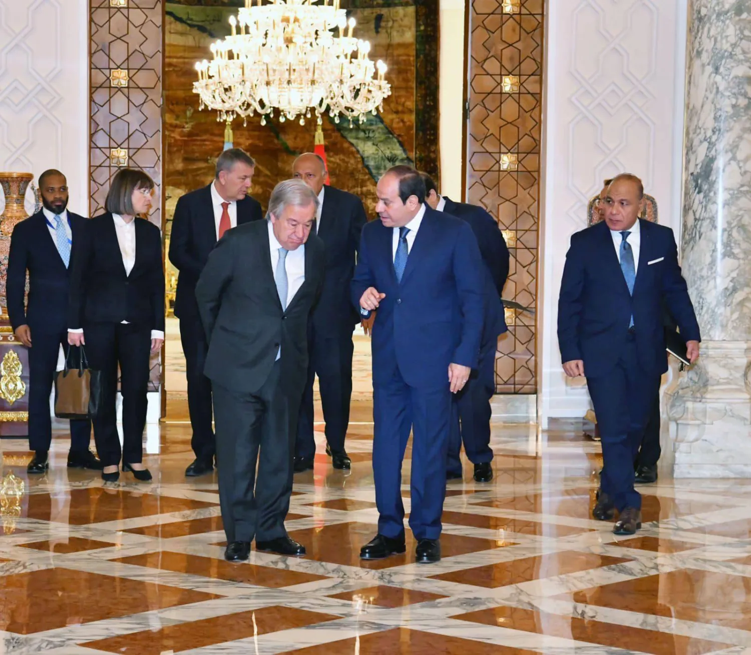 الرئيس المصري عبد الفتاح السيسي والأمين العام للأمم المتحدة أنطونيو غوتيريش في القاهرة (الرئاسة المصرية)