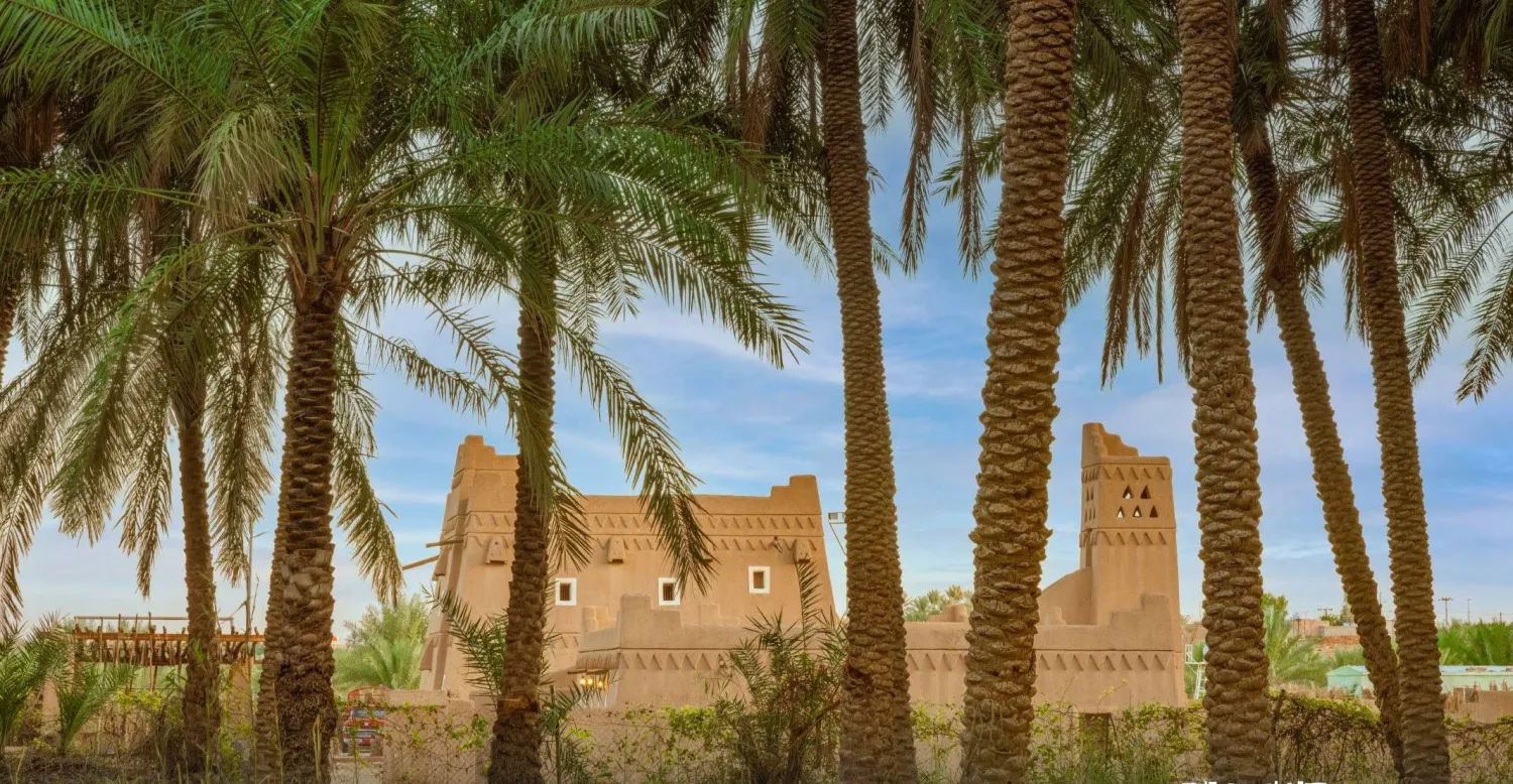 ارتبط المشروع بأماكن تقع داخل السعودية وكانت مسرحاً لكثير من القصائد والمعلقات (وزارة الثقافة)