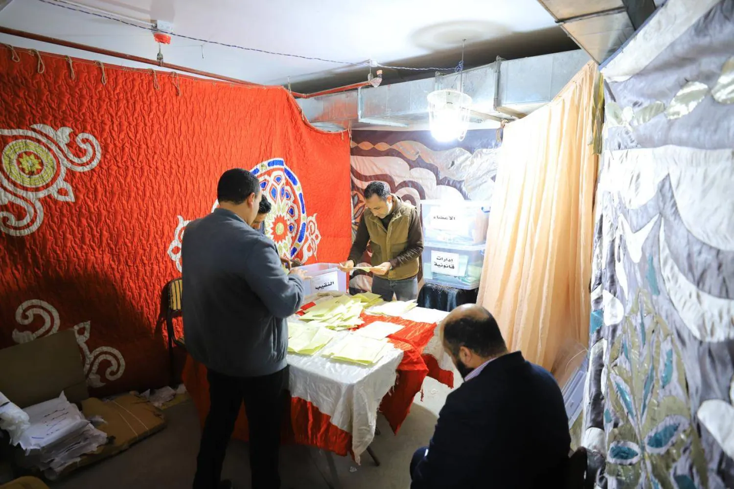 تواصلت أعمال فرز الأصوات حتى ظهر الأحد (النقابة - فيسبوك)