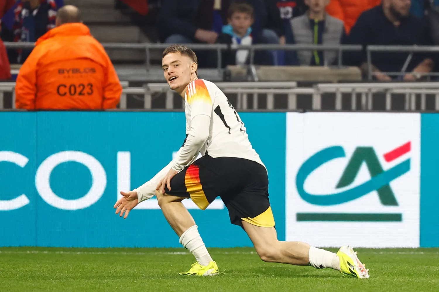 الألماني فيرتز يحتفل بهدفه السريع في مرمى فرنسا (ا ب ا)