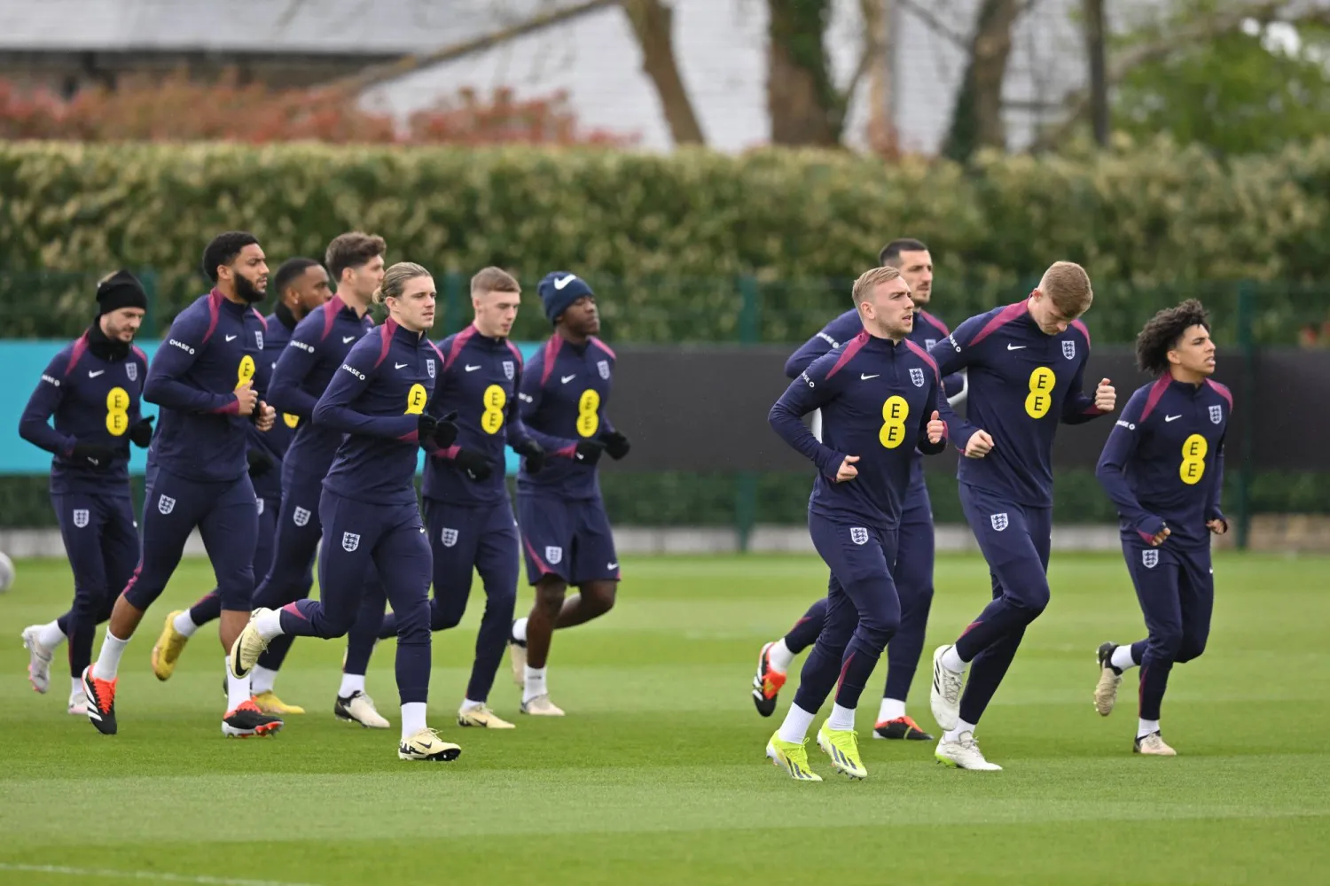 منتخب إنجلترا يستعد لمواجهة بلجيكا (غيتي)