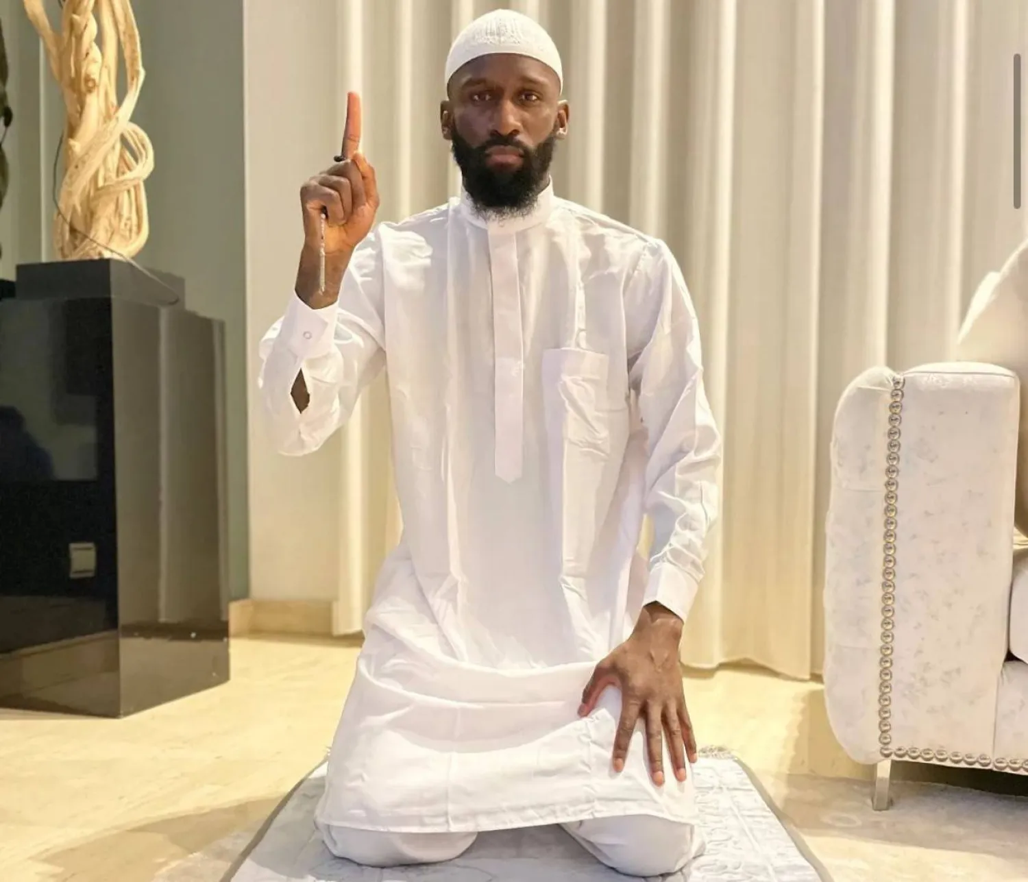 روديغر نشر الصورة على منصة «إنستغرام» (إنستغرام)