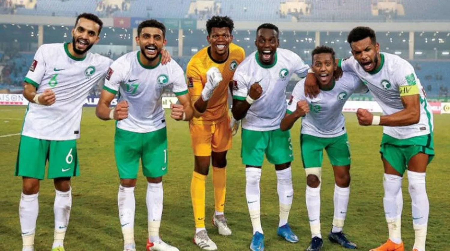 Saudi national team players celebrate a victory at the World Cup qualifications. File Photo/ Asharq Al-Awsat
