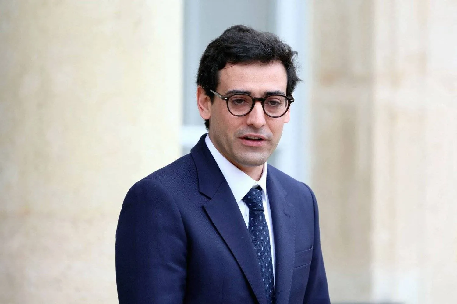 وزير الخارجية الفرنسي ستيفان سيجورنيه (أ.ف.ب)