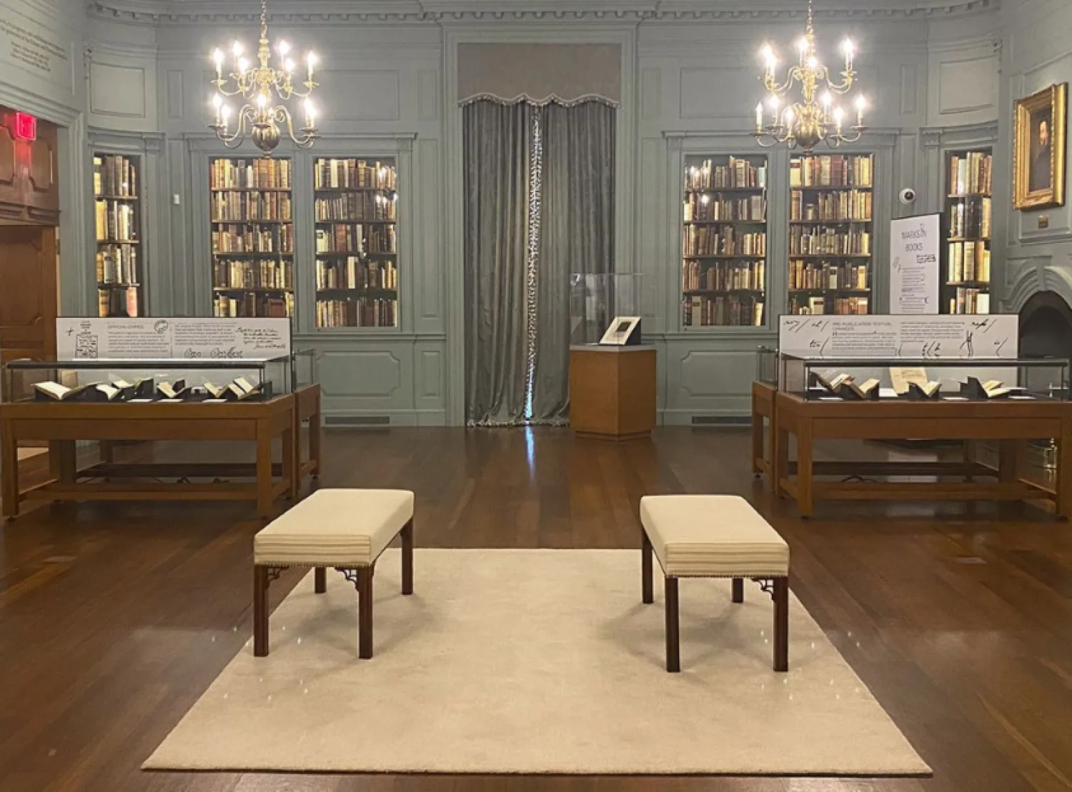 مكتبة هوتون التابعة لجامعة هارفرد (صفحة المكتبة على فيسبوك)