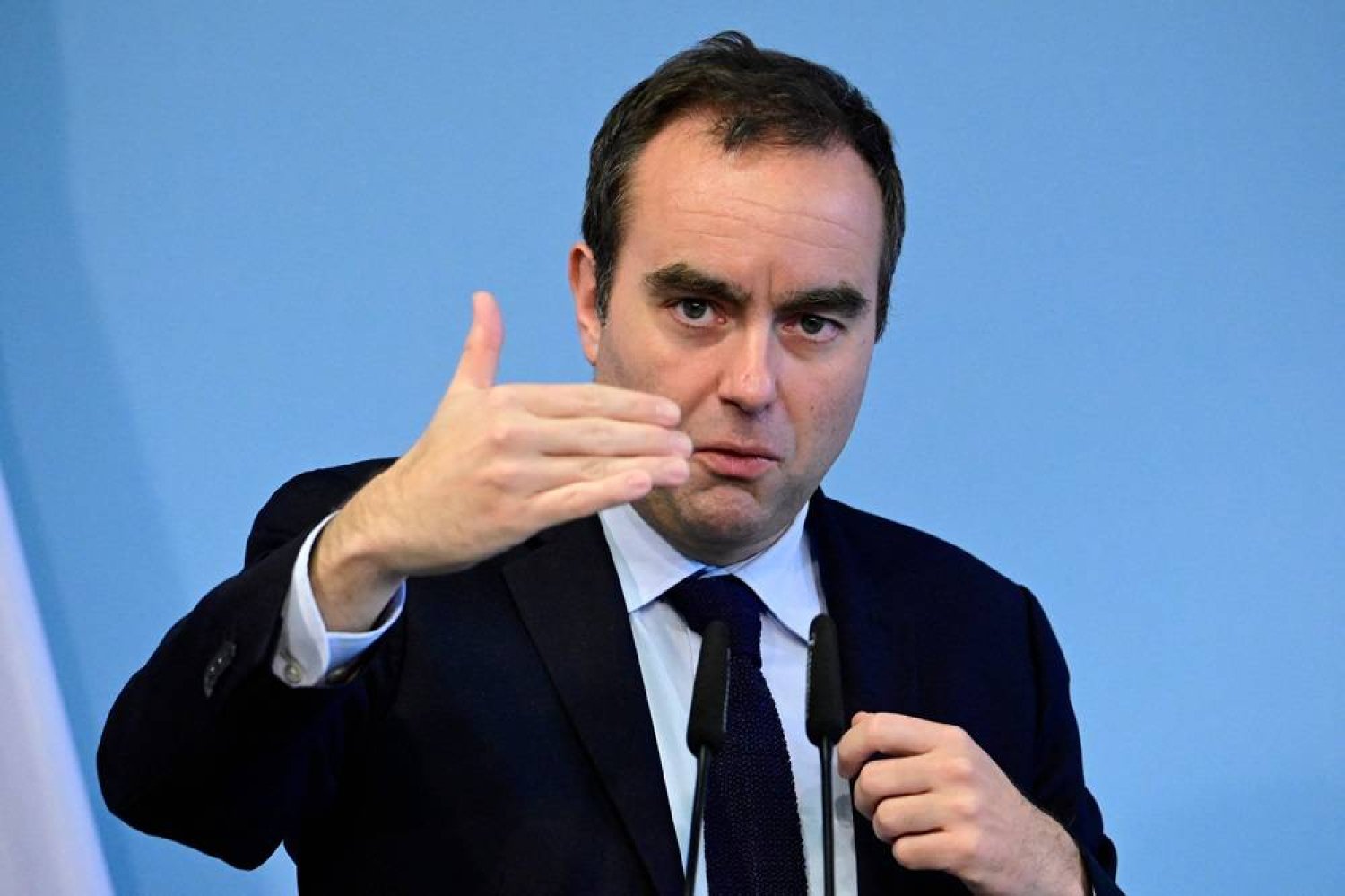 France to Send Old Armored Vehicles, New Missiles to Ukraine