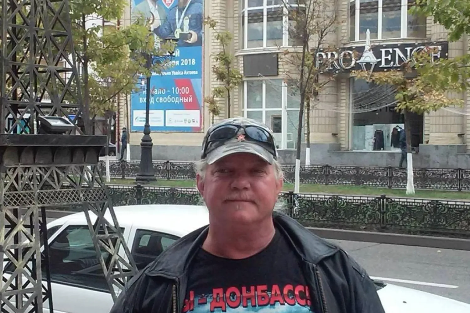 Bentley, eski ABD Başkanı Barack Obama'ya "faşist ve ırkçı" demesiyle de gündem olmuştu (@bentleyrussell / Instagram)