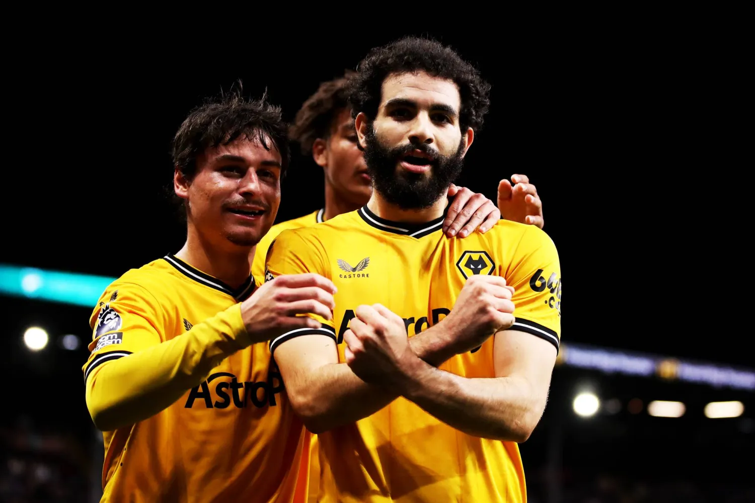 الجزائري ريان آيت - نوري يحتفل بهدفه في مرمى بيرنلي (غيتي)