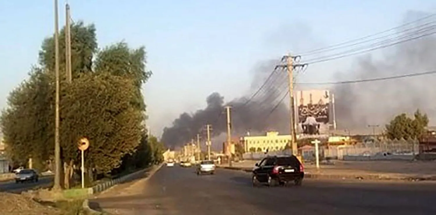 صورة من فيديو بثته وكالة «إرنا» الرسمية من اشتباكات مدينة تشابهار