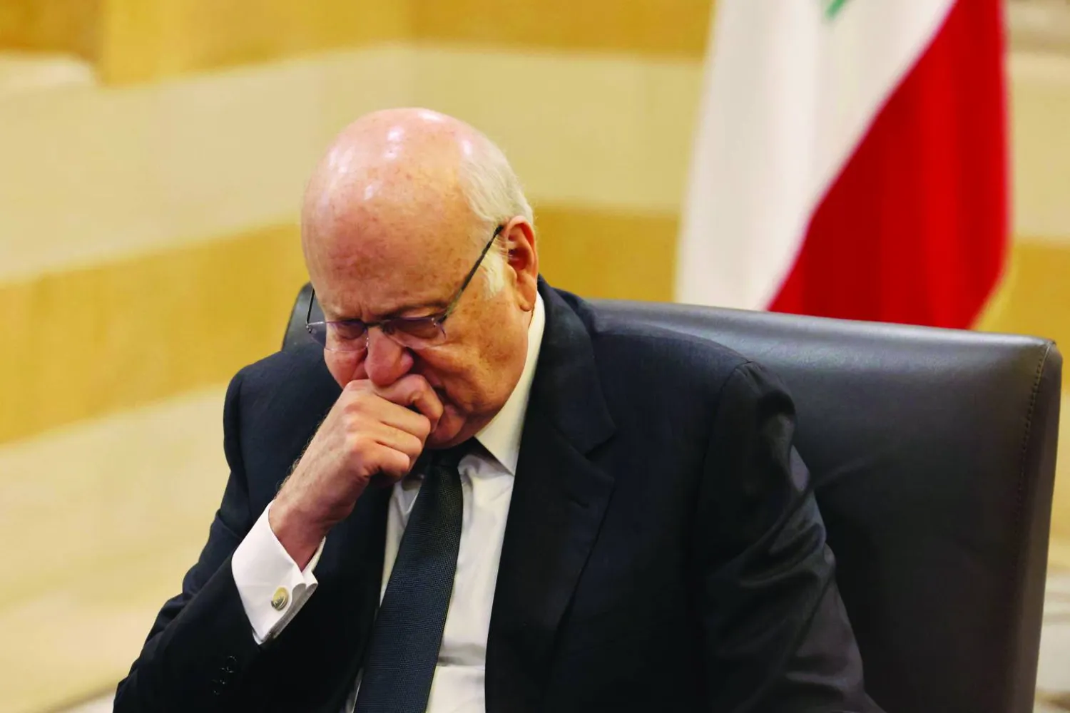 رئيس الحكومة نجيب ميقاتي يواجه دعوى رفعت ضده في فرنسا بتهمة ارتكاب جرائم مالية (أ.ف.ب)