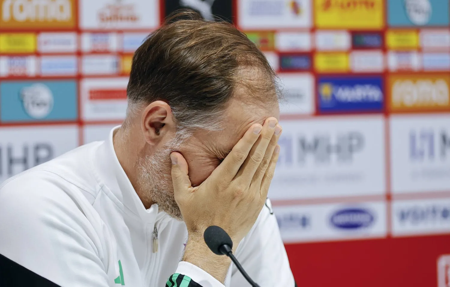 توخيل أبدى تأثره من الخسارة أمام هايدنهايم (إ.ب.أ)