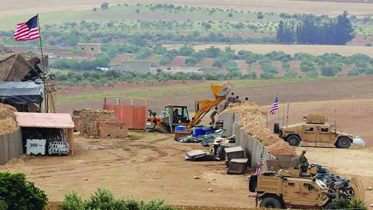 أرشيفية لقاعدة أميركية في حقل كونيكو للغاز بريف دير الزور الشمالي بسوريا