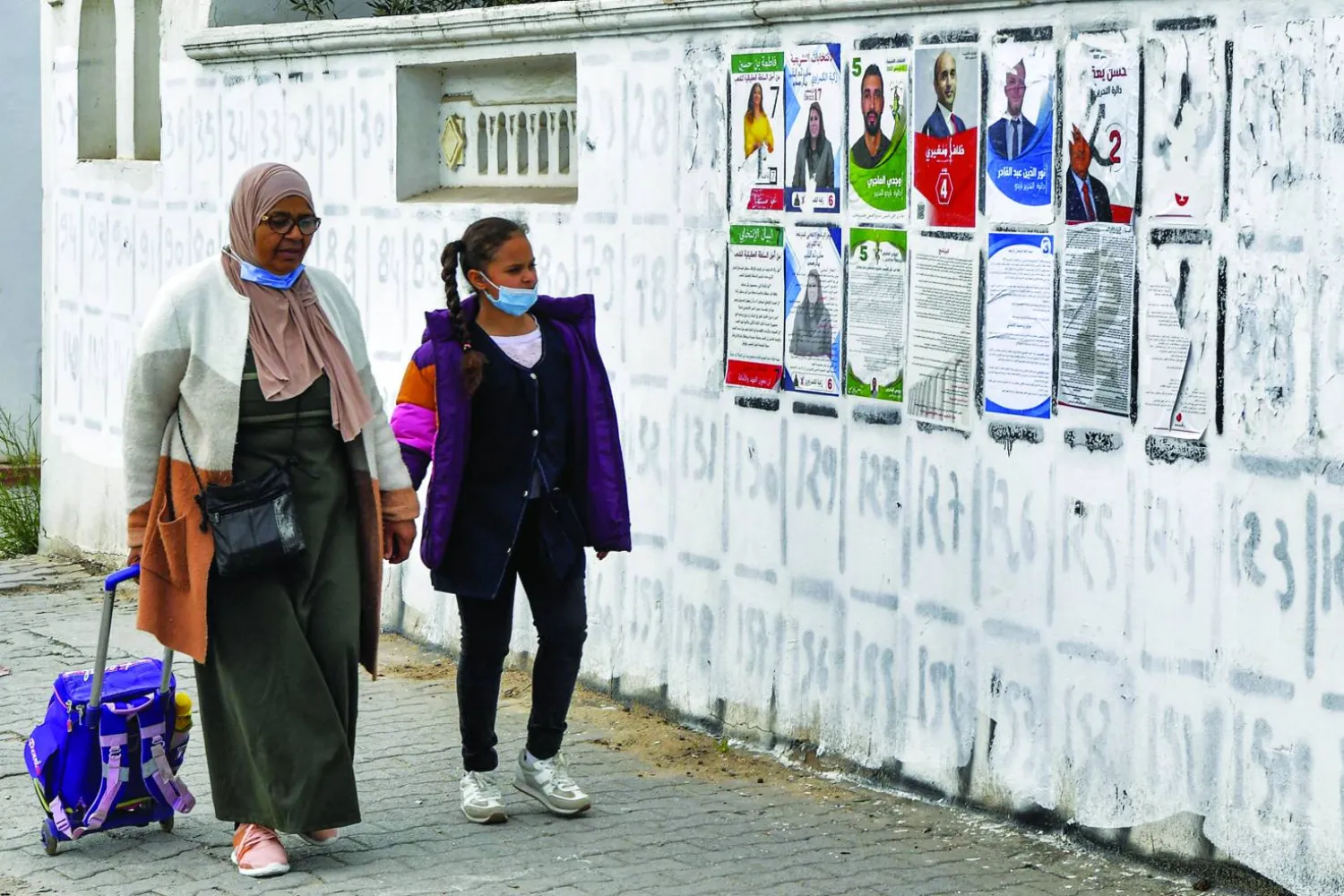 مشهد من أجواء انتخابية سابقة في العاصمة التونسية (أ.ف.ب)