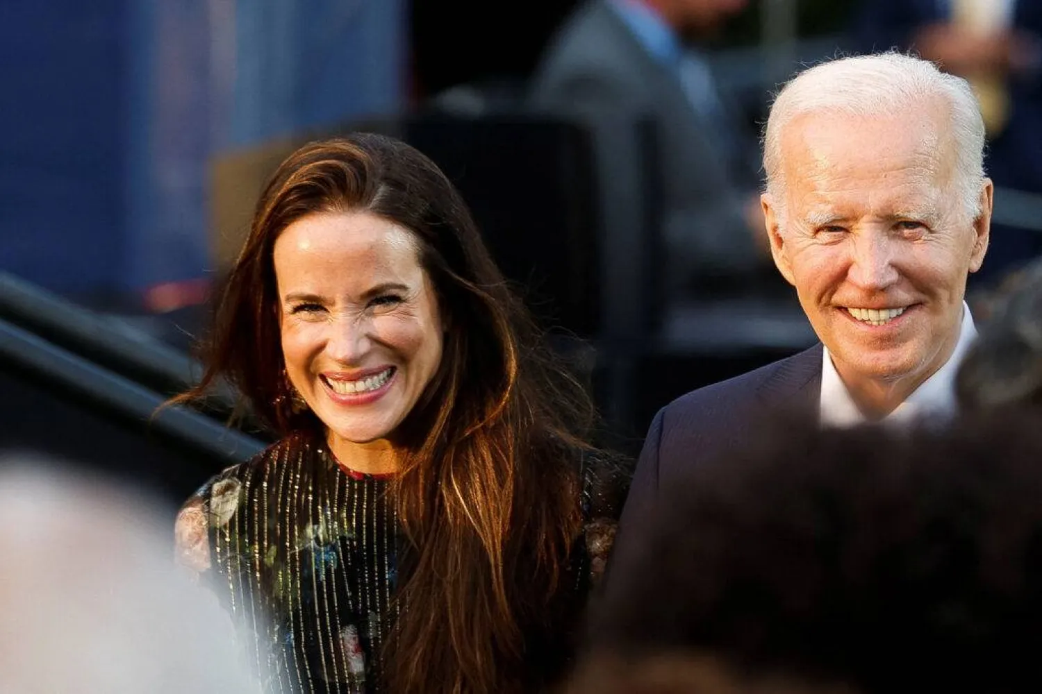 الرئيس الأميركي جو بايدن مع ابنته آشلي (رويترز)