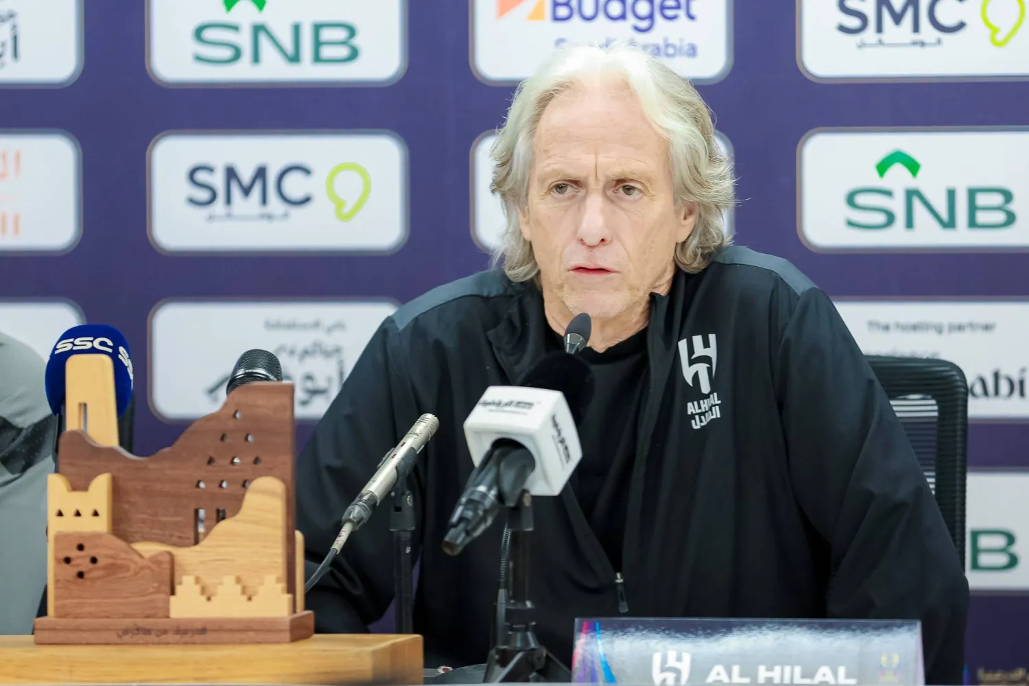 خيسوس خلال المؤتمر الصحافي لنهائي كأس الدرعية (الشرق الأوسط)