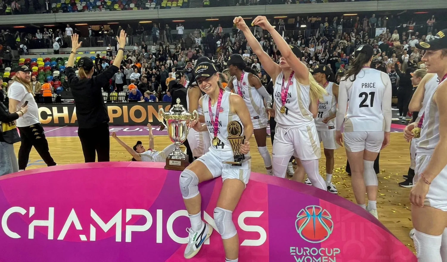 لايونز انطلق نحو آفاق جديدة بالفعل بفوزه على أومانا راير فينيس (رويترز)