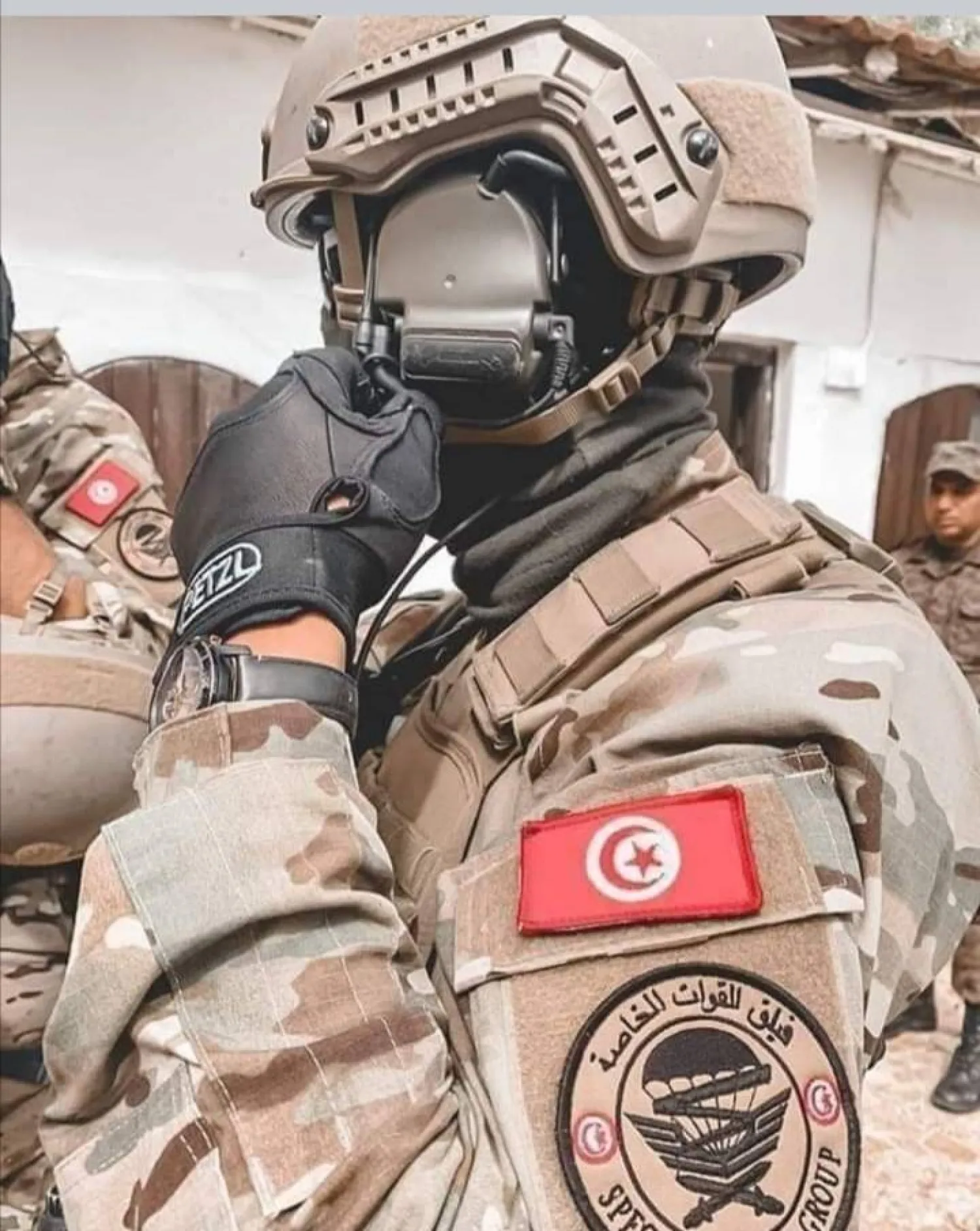 قوات النخبة في حالة استنفار بعد إيقاف «أمير تنظيم إرهابي ومساعديه» (وسائل إعلام تونسية)