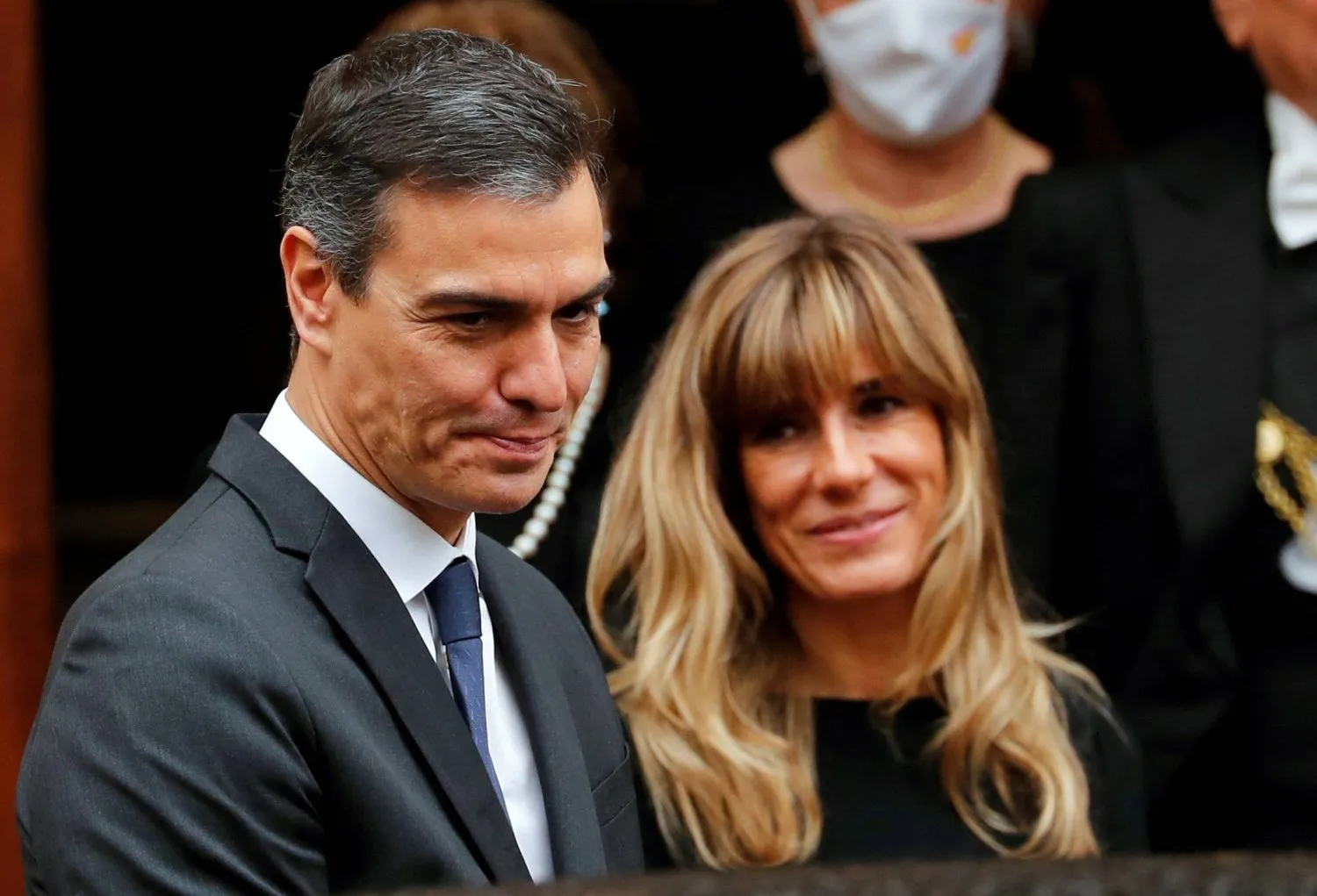 İspanya Başbakanı Pedro Sanchez ve eşi Maria Begona Gomez Fernandez (Reuters)