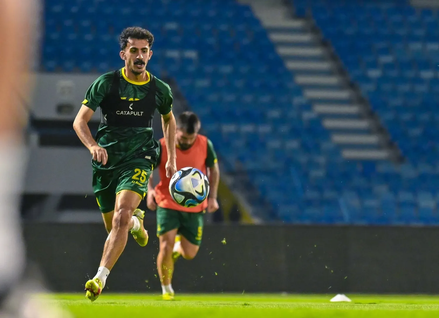 عارف آل حيدر خلال تدريبات الخليج الأخيرة (الخليج)