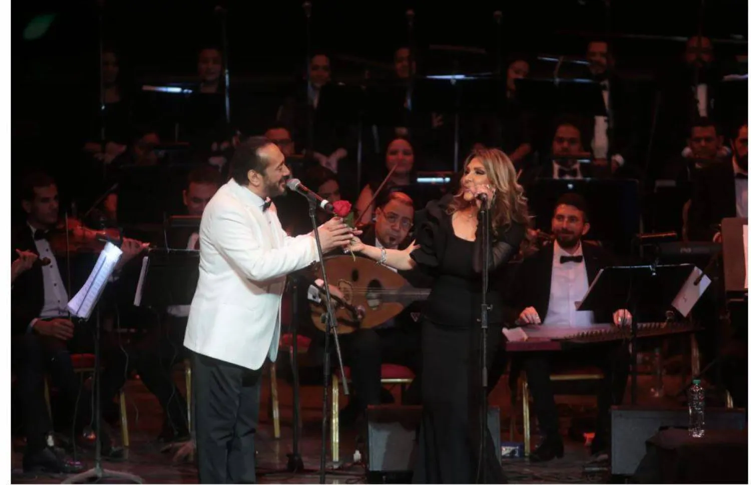 علي الحجار ونادية مصطفى في دويتو «شحات الغرام» (دار الأوبرا المصرية)